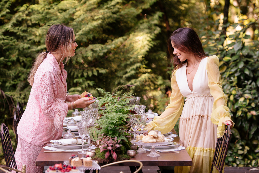 How to host a stress-free last minute dinner party